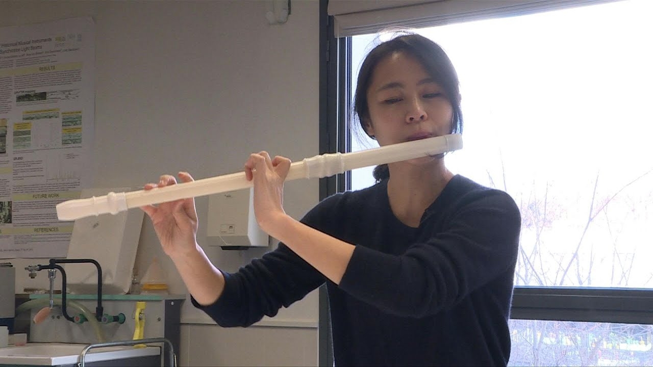 French Lab Creates 3D Reproduction Of 18th Century Flute AFP YouTube